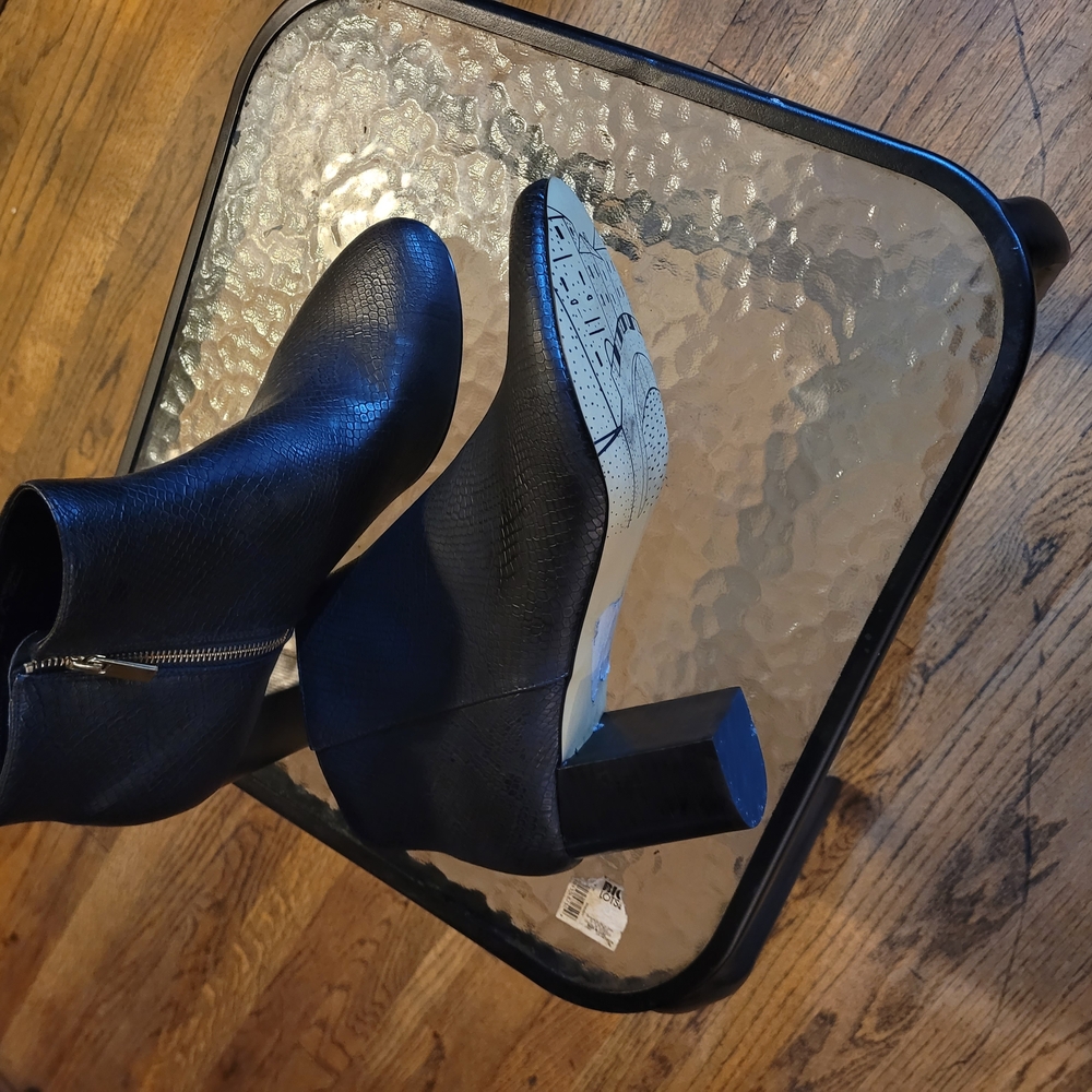 Dolce Vita Black Ankle Boots Chunky Heel